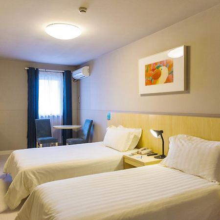 Jicheng  Jinjiang Inn Zhengzhou International Convention Center מראה חיצוני תמונה